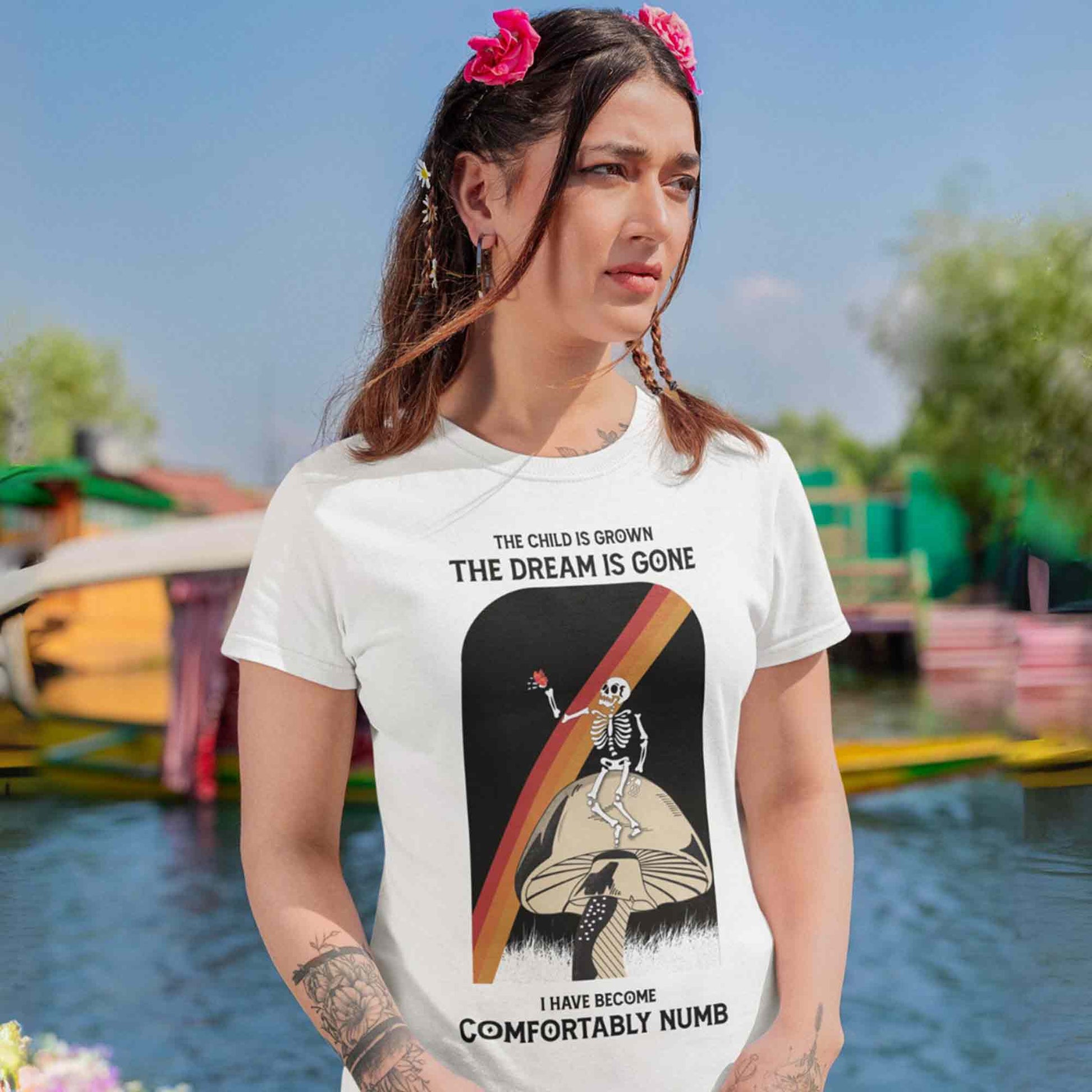 Pink Floyd T-shirt - Comfortably Numb T-shirt The Banyan Tee TBT sports mens united states of america usa full meesho women boys flipkart