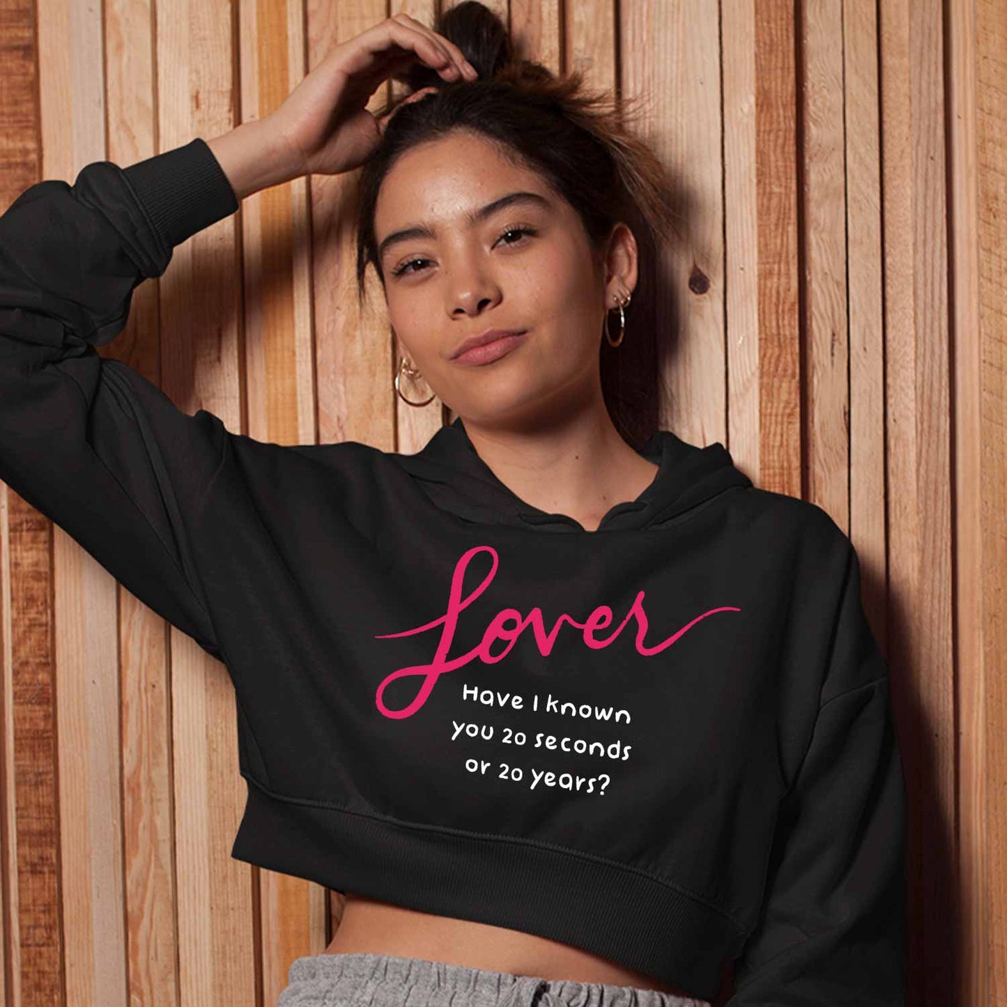 taylor swift lover crop hoodie hooded sweatshirt upper winterwear music band buy online india the banyan tee tbt men women girls boys unisex black